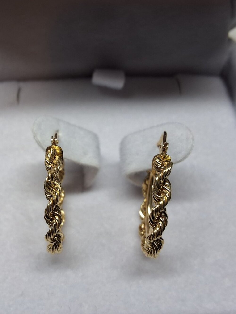 10K Yellow Gold Twisted Rope Hoop Earrings Round Latch Back